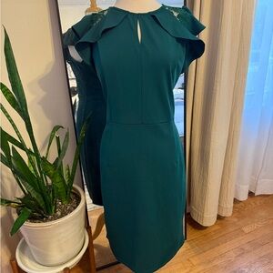 Beautiful green women’s dress size xxl (fits like an xl)